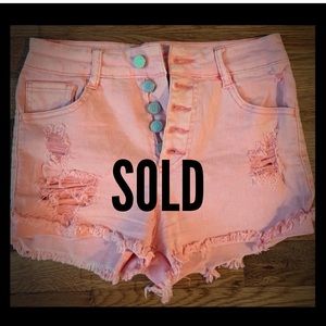 Adorable Distressed Shorts By Refuge